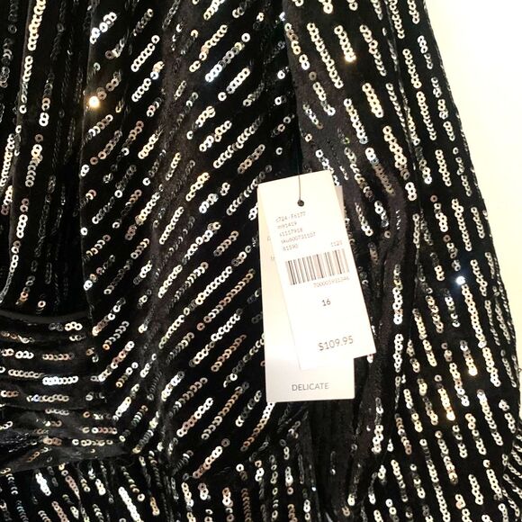 Lane Bryant Silver Sequin & Black Velvet Wrap Dress NWT Party Date Night Sz 16 - Picture 5 of 11